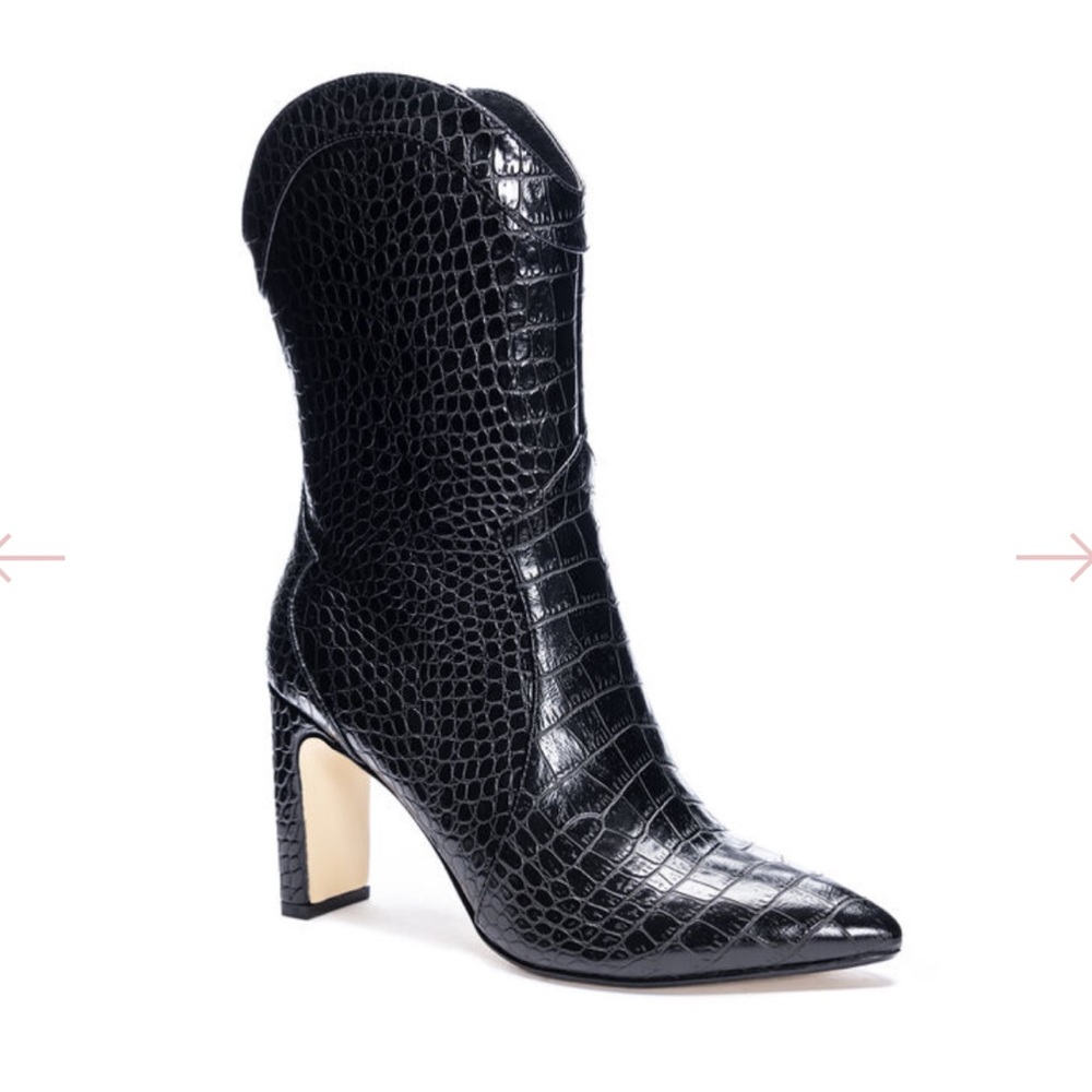 Chinese Laundry Black Croc-Embossed Pointed Toe Heeled Boots